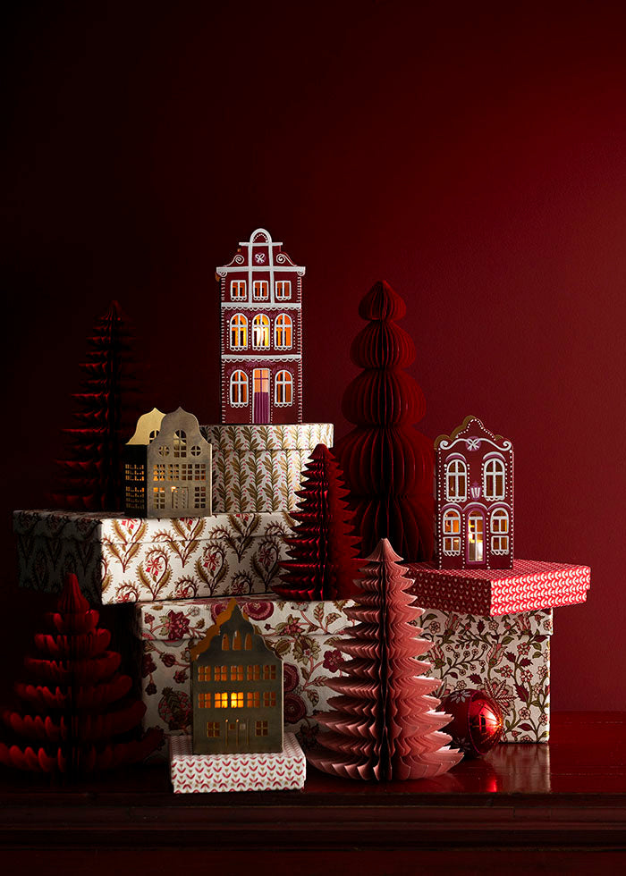 Small Gingerbread House Candle Holder