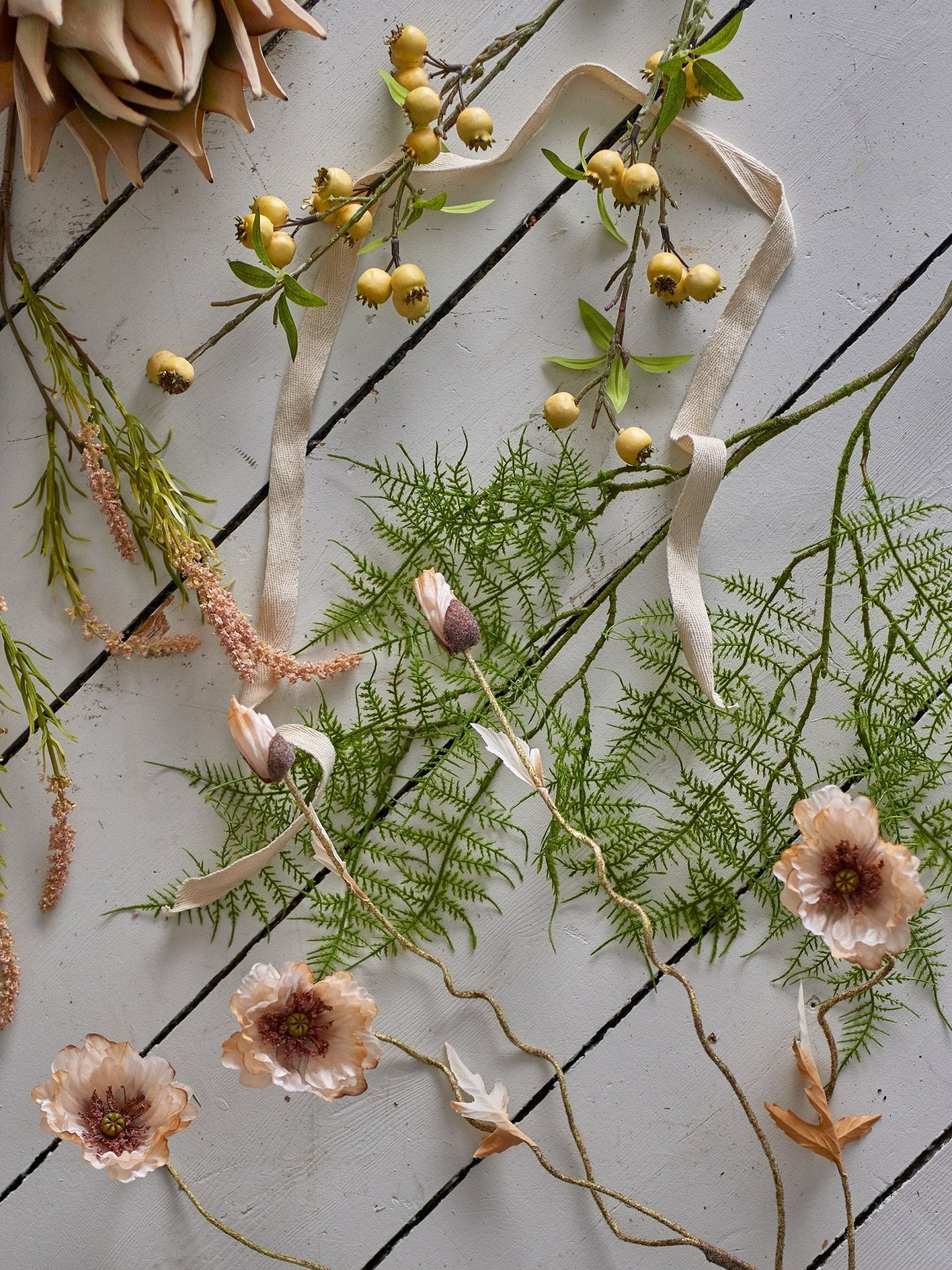 NORDIC.CHRISTMAS - Rose Foxtail stem