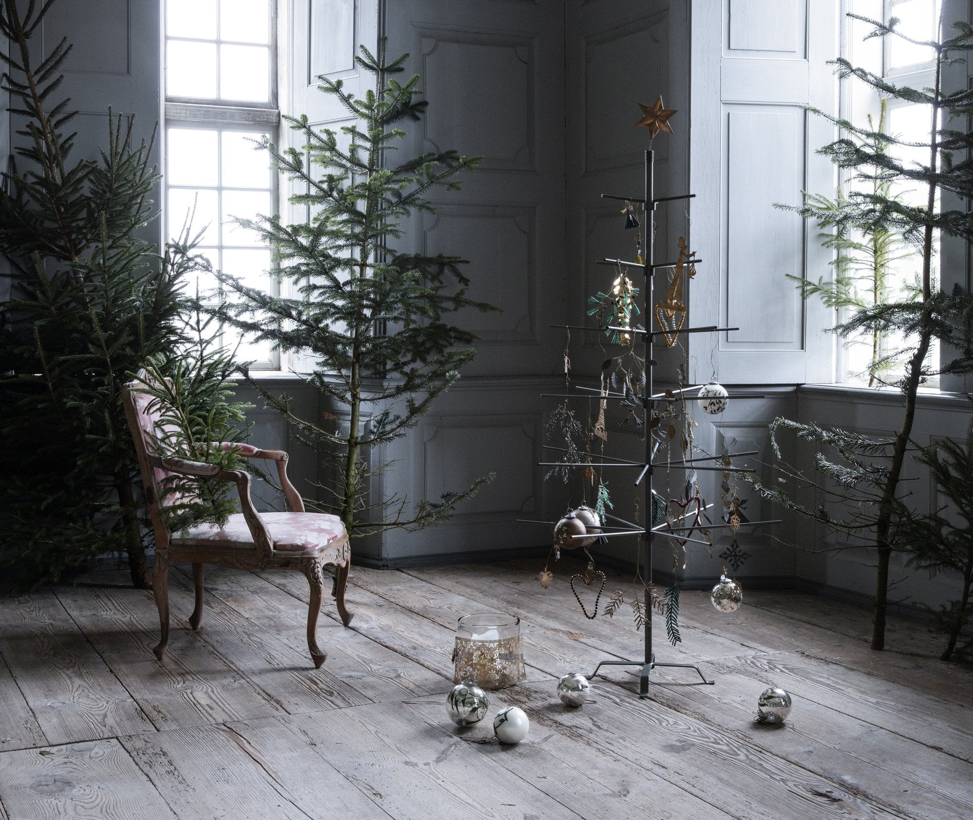 NORDIC.CHRISTMAS - Tree top star, antique brass