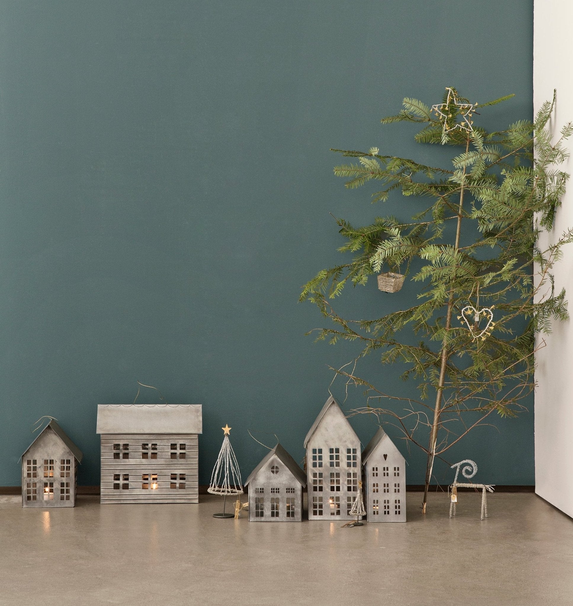 NORDIC.CHRISTMAS - Walther & co beads Christmas tree