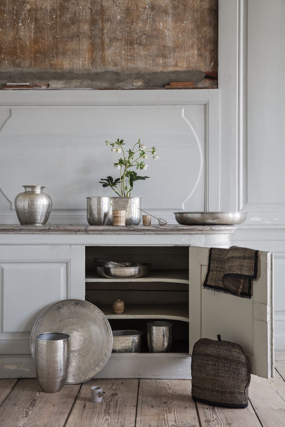 Large Round Metal Trays - set of 2