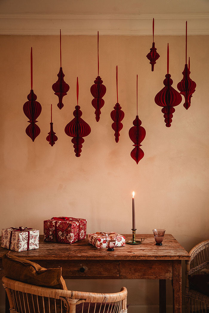 Honeycomb Ornament - H30 cm Ruby