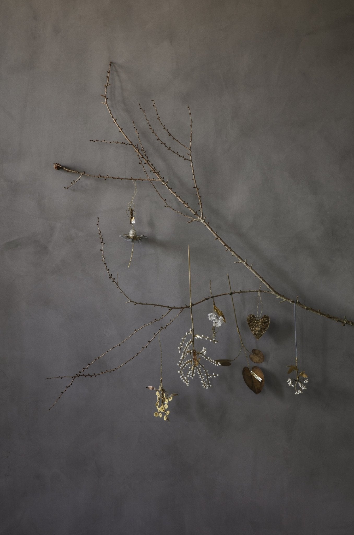 NORDIC.CHRISTMAS - Walther&co brass white beaded flowers